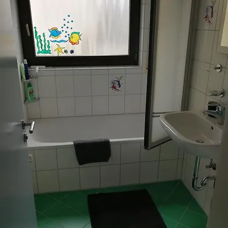 Near Stuttgart Messe / Trade Centre 菲尔德施塔特